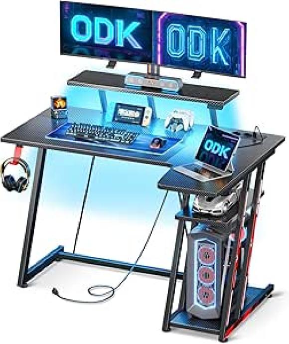 L-vormig gamingcomputerbureau met opbergrek